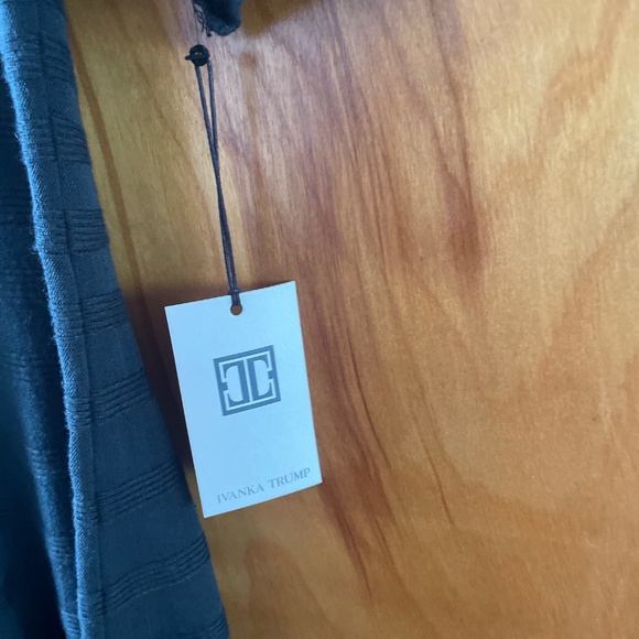 NWT Green Ivanka Trump Flare Dress - Picture 2 of 3